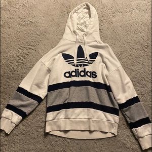 Adidas Sweatshirt